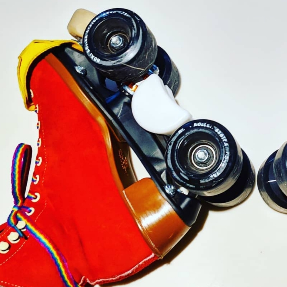 Slide blocks for roller skates